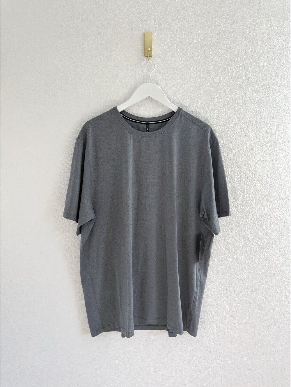 Ten Thousand Interval Shirt Men’s Size XXL Stretch Iron Gray NEW Performance